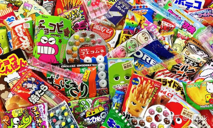 “草木藏古韵 染蛋绘端午”端午主题活动举行