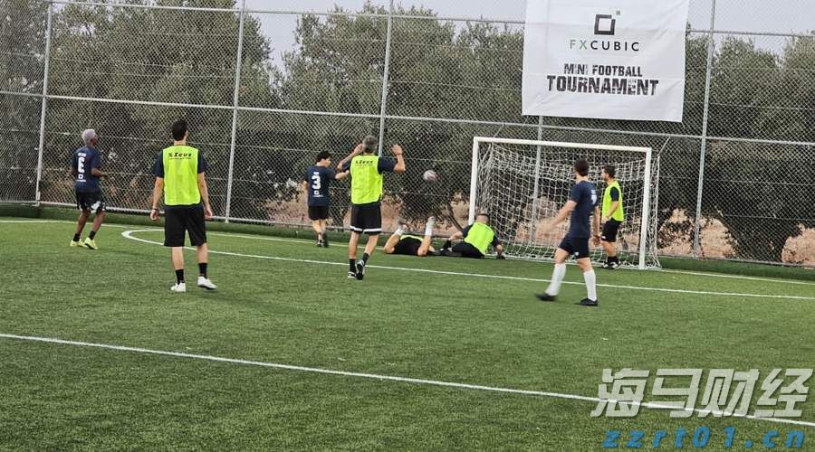 趣味漫画太好玩!“不白吃学科启蒙”新书分享会在珠海举行